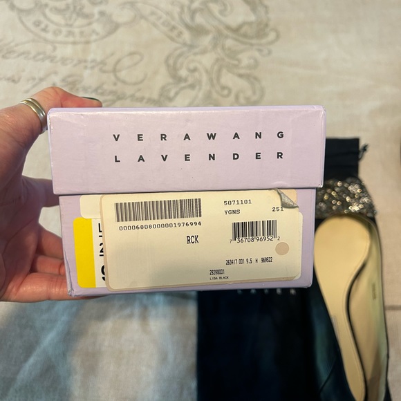 Vera Wang Lavender crystal embellished black leather flats, size 9 1/2 - Picture 10 of 10